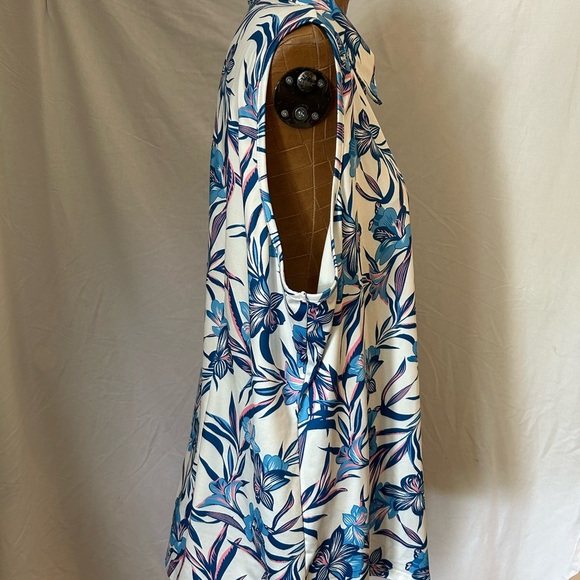 Soneven brand Blue and Pink Sleeveless Blouse‎ with Collar & 1/4 Zippered front - Picture 3 of 13